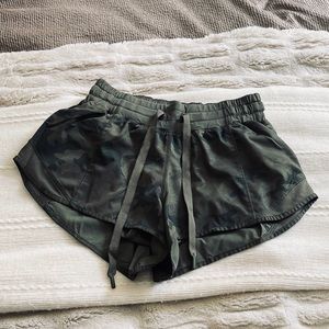 Lululemon Camouflage Hotty Hot Shorts